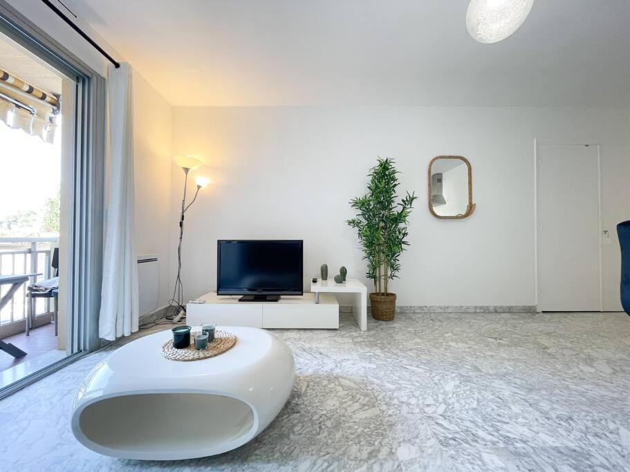 Cosy Deux Pieces Apartment Menton Exterior foto